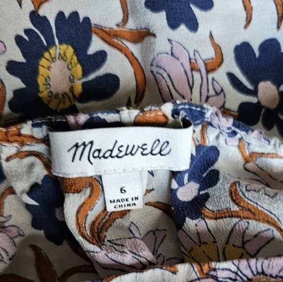 Madewell Silk Tie-Front Cami Top in Wildflower Garden - Picture 5 of 6